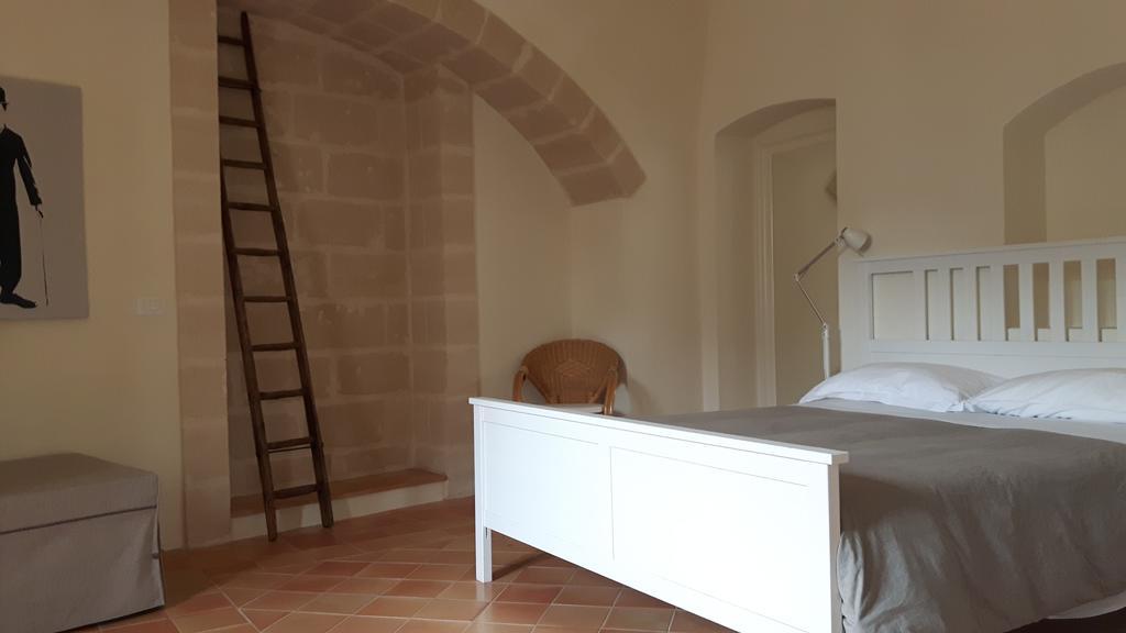 Casa Vacanza "Nel Cuore Dei Sassi" Apartments Matera Bagian luar foto